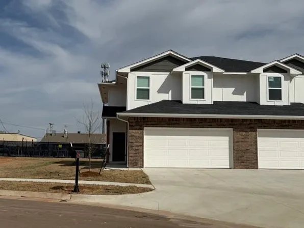 204 Mason Ct, Yukon, OK