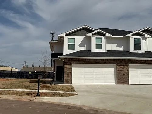 204 Mason Ct Photo 1