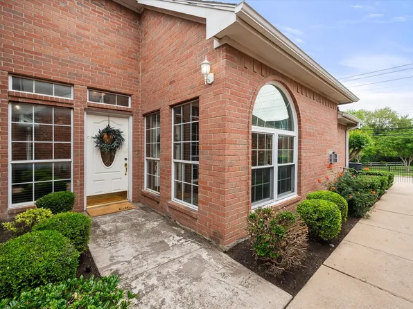 2313 Ragland Rd, Mansfield, TX 76063