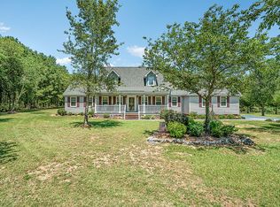 1194 Grady Rd, Clinton, NC 28328