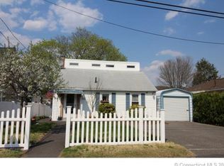 382 Lake Plymouth Blvd, Plymouth, CT 06782