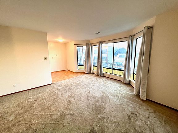 3rd image of 334 26th Ave APT 5