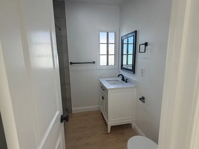 4212 Lockwood Ave — Photo 14