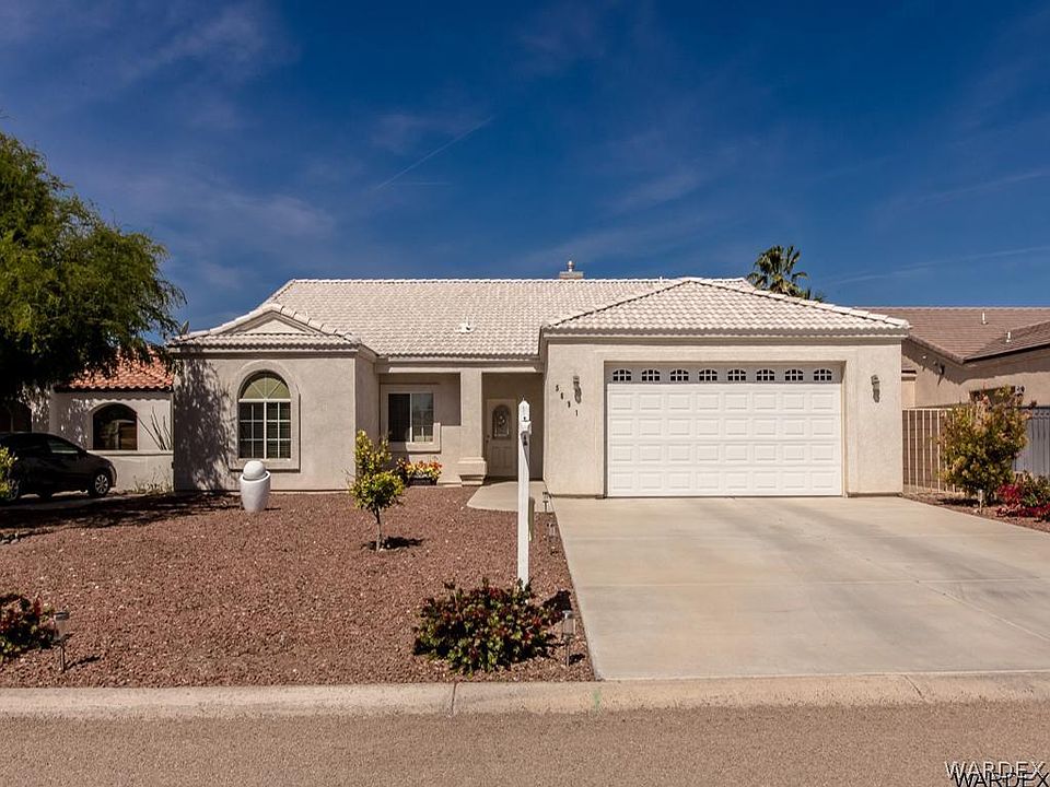 1st image of 5691 Desert Lakes Drive