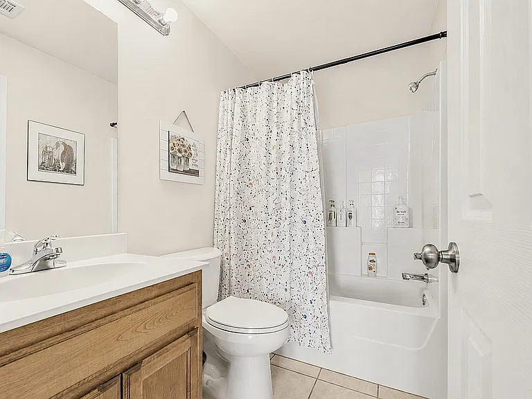 516 Woodsong Dr — Photo 20