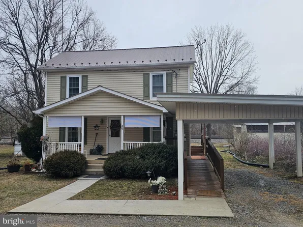 56 Chessie Ln, Hedgesville, WV 25427