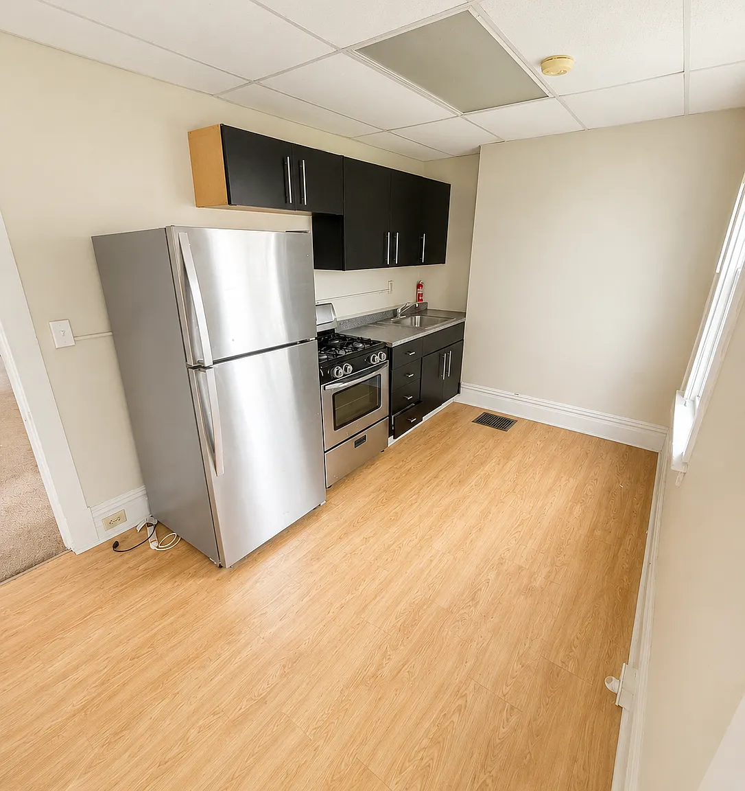 1 bed, 800 sqft, $895 — Photo 2