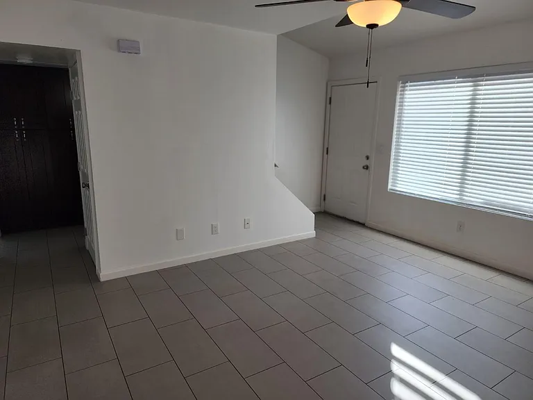 6164 E Greenway St #3 — Photo 4