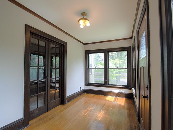 2nd image of 3351 Emerson Ave N