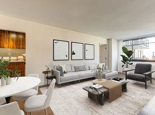 200 E 82nd St APT 3A, New York, NY 10028