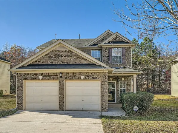 6669 Saint Jude Dr, Fairburn, GA 30213