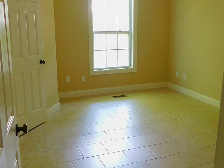 317B Covington St — Photo 8