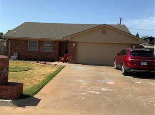 3211 Arizona Ave, Chickasha, OK 73018
