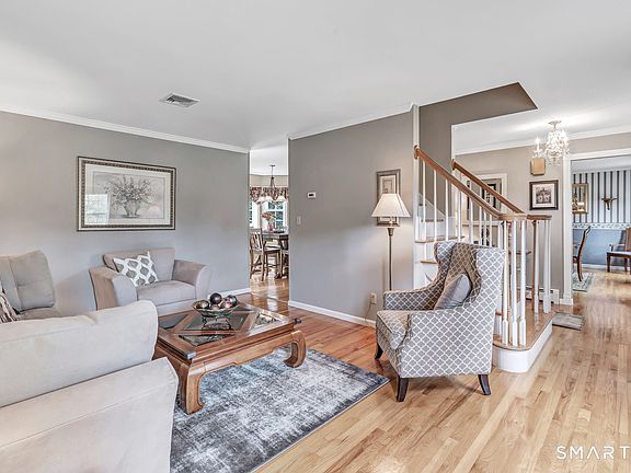 5th image of 177 Dickinson Drive
