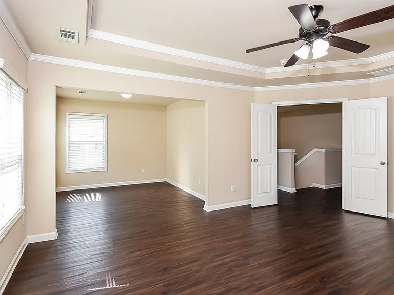 741 Collingsworth Ln — Photo 11