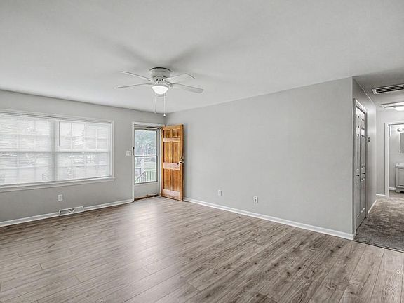 4th image of 5000 Hillsboro Ct