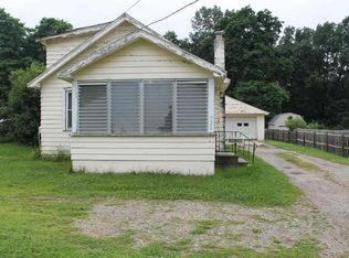 726 S Dettman Rd, Jackson, MI 49203