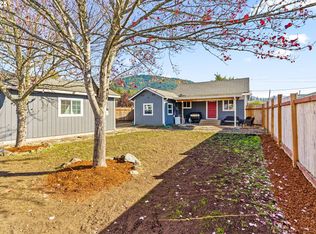 12 N Cannon St, Lowell, OR 97452