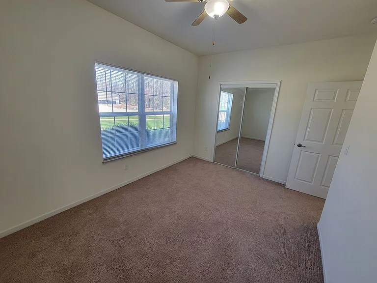 Frostwood Apartments — Photo 12