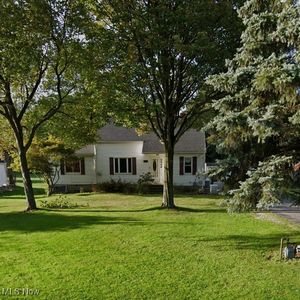 5544 Highland Rd, Highland Heights, OH, 44143