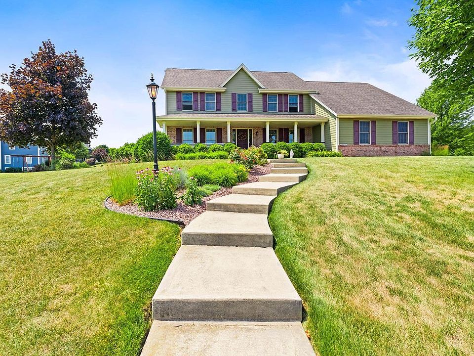 1st image of W130N6527 Crestwood DRIVE