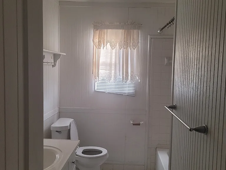 9612 Westport Rd — Photo 2