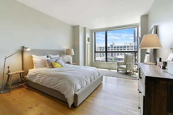 Rented by Compass | media 14