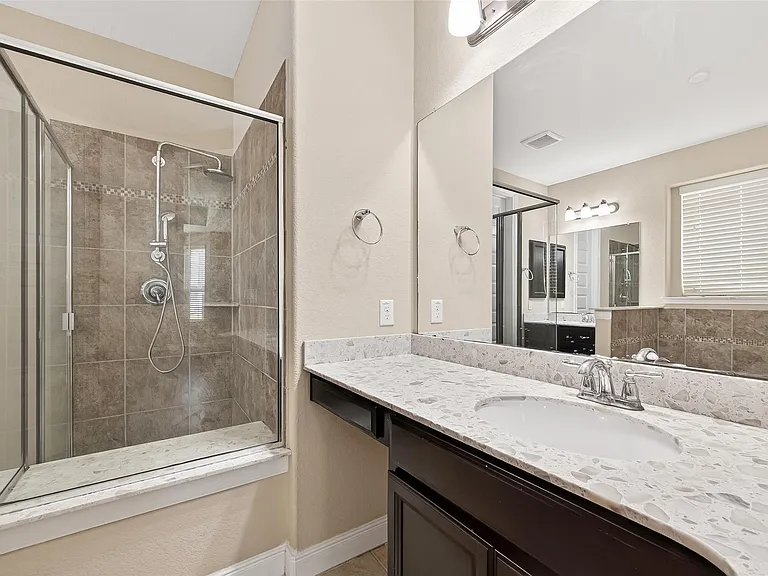 3002 Overbrook Meadow Ln — Photo 28