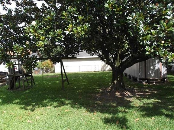5th image of 1113 Avenue A
