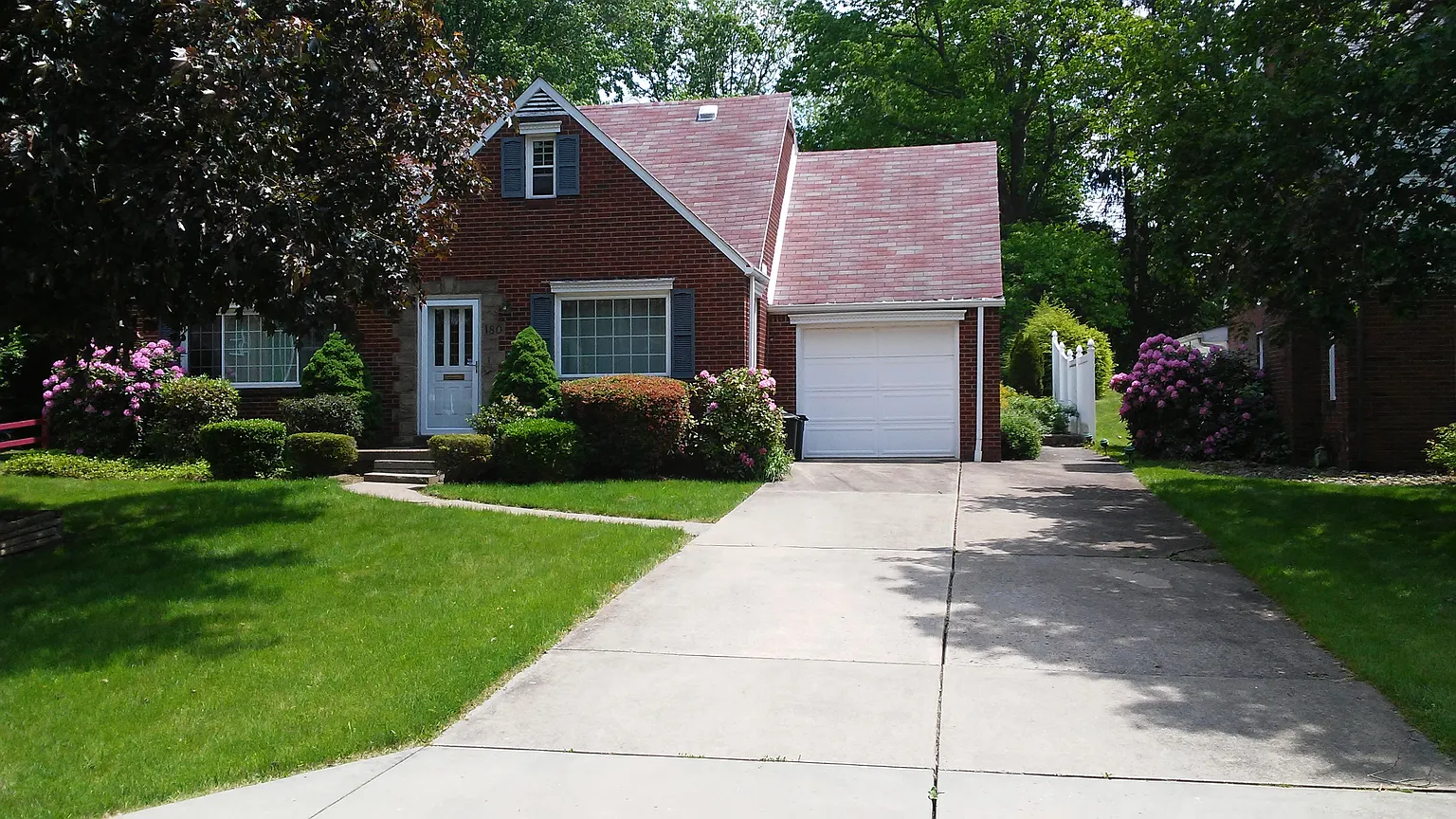 180 Glenview Dr photo 1