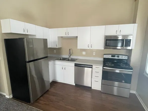 Kensington Tower Apartments