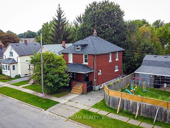 3rd image of 246 Davis St