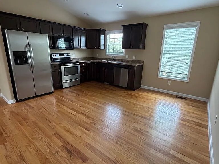 1720 Skyline Dr #108 — Photo 8