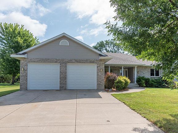 2nd image of 148 Cedar Dr S