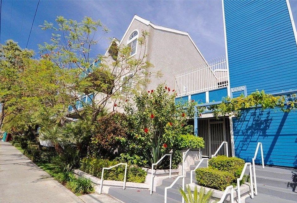 Gaviota Heights - Front View