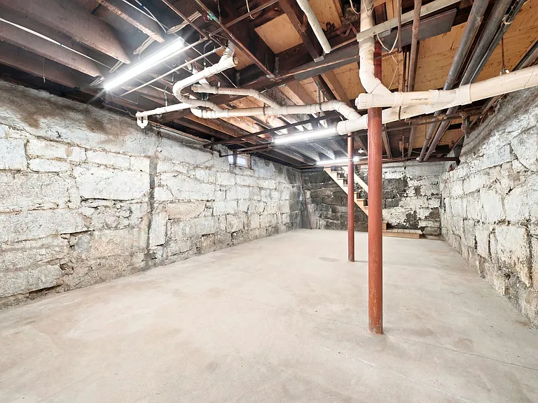 10 Cliff St #3 — Photo 12