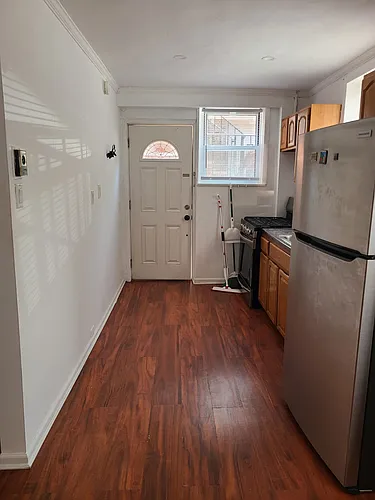 708 Avenue Y Photo 1