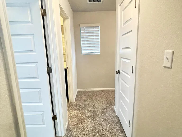 1725 Fountain Bridge Dr — Photo 24