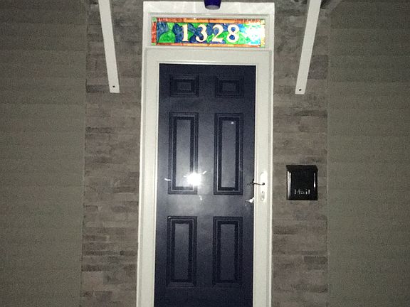 1328 3rd Street, Enola