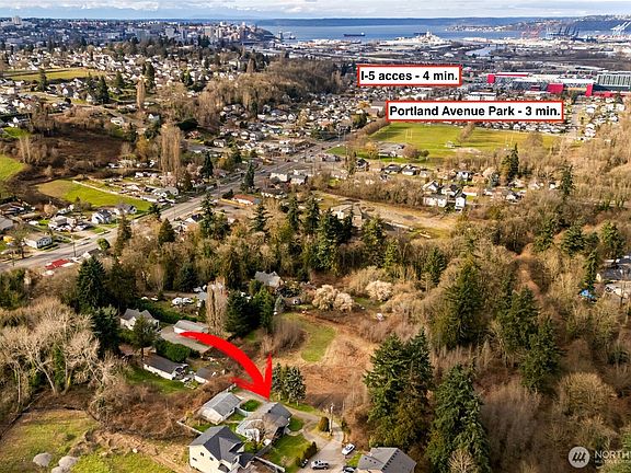 4th image of 3624 E R Street