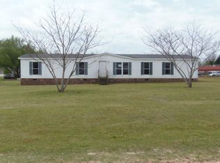 1232 Leo Rd, Manning, SC 29102