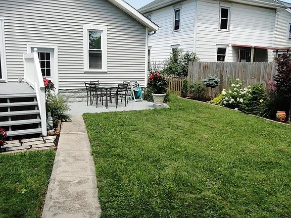 3rd image of 833 Merkle Ave