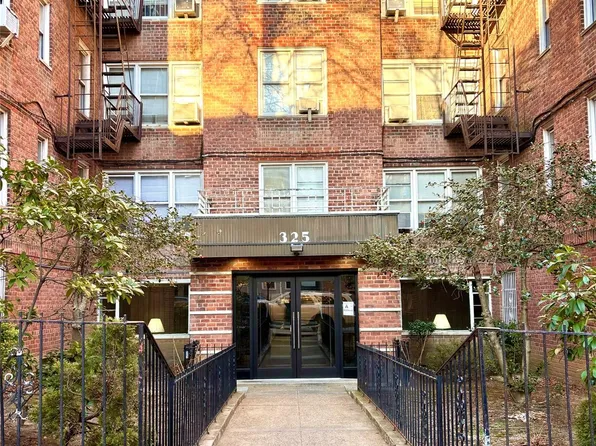 325 E 201st Street #6C, Bronx, NY 10458