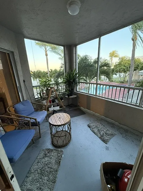2 bed, 1121 sqft, $2,250 — Photo 2
