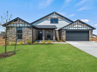13321 SW 8th St, Yukon, OK 73099
