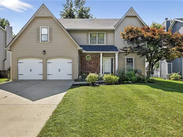 15641 W 83rd Ter, Lenexa, KS 66219