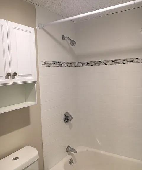 330 Simmonsville Ave #2 — Photo 4