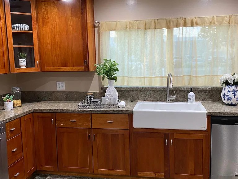 1224 E Commonwealth Ave — Photo 22