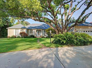596 Riverside Dr, Ormond Beach, FL 32176