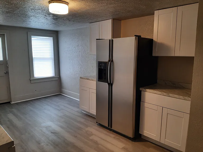 416 N 4th St #3 — Photo 9
